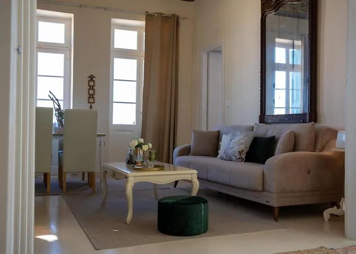 Lejlighed Vela Village Residences Simi